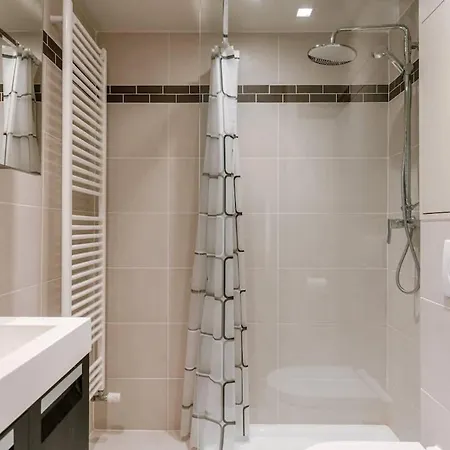 Casiola - Bright & Stylish Near With Sea View דירה *