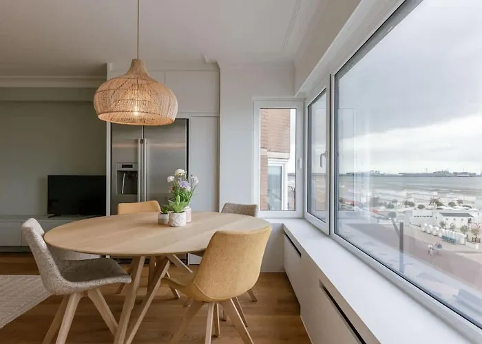 Apartment Casiola - Bright & Stylish Near With Sea View *