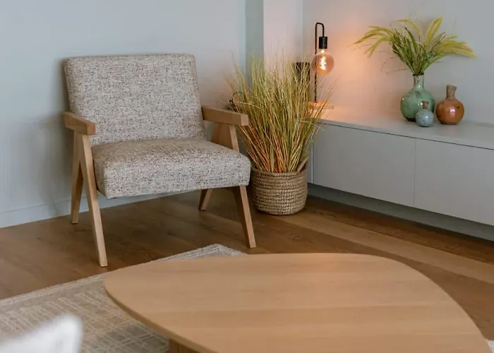 Casiola - Bright & Stylish Near With Sea View