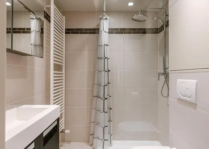 Casiola - Bright & Stylish Near With Sea View Apartment *