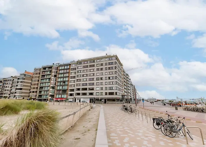 Casiola - Bright & Stylish Near With Sea View Apartment